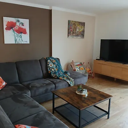 Gartenblick - Netflix- Parken - Kueche - Klimaanlage - Shuttle Zum Hockenheimring Apartment